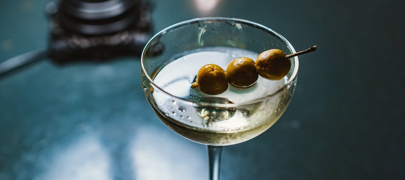 Olive Dry Martini Cocktail